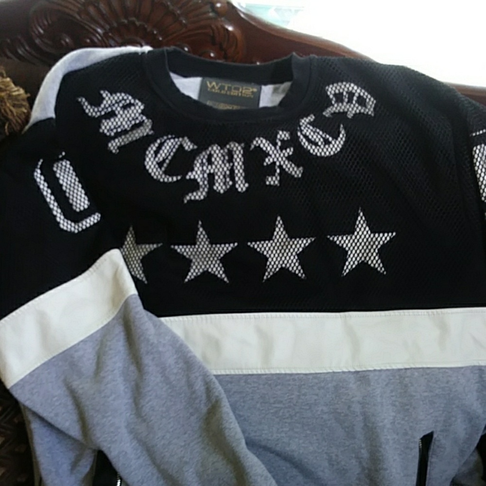Wt02 gold edition sweater